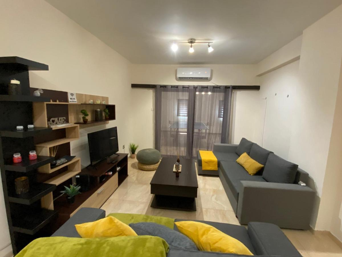 Philip Spacious Apartment Лимасол Екстериор снимка